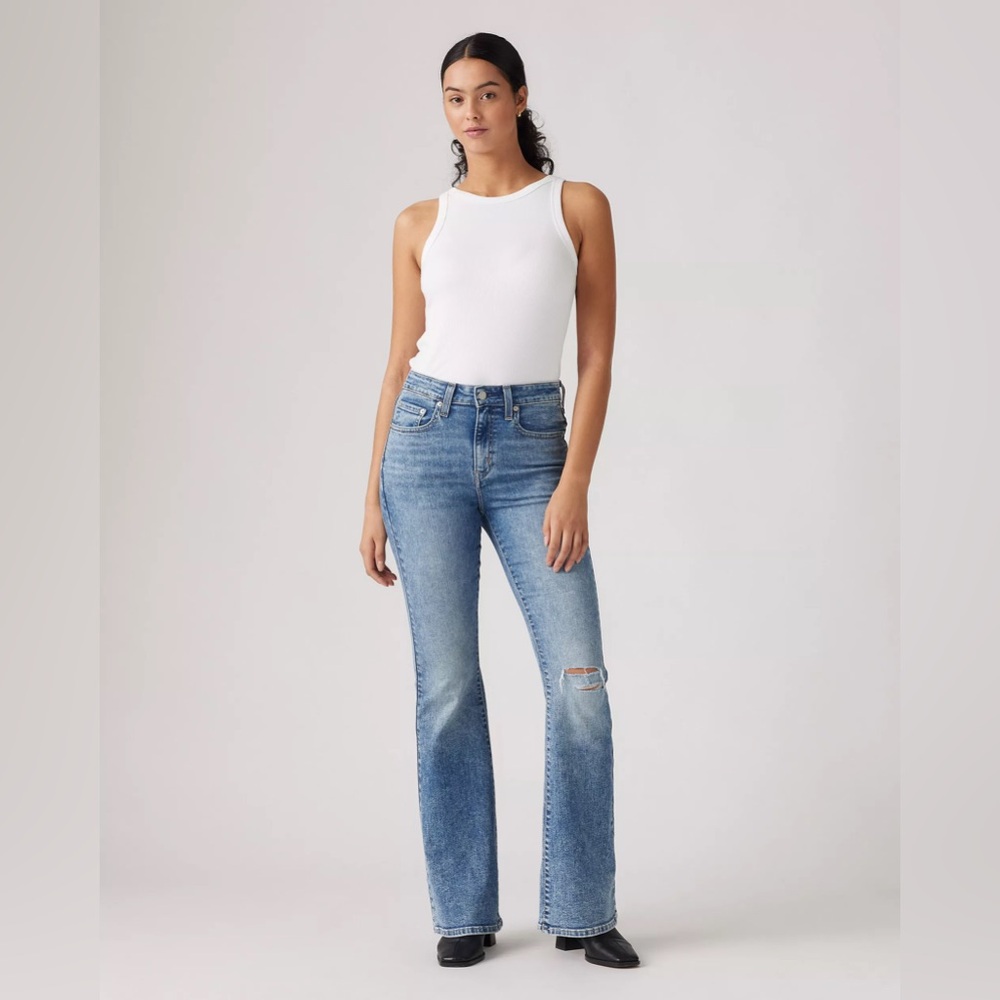 Levi’s 726 Flare Medium Wash Distressed High Rise Denim Jeans 32 - Picture 2 of 16